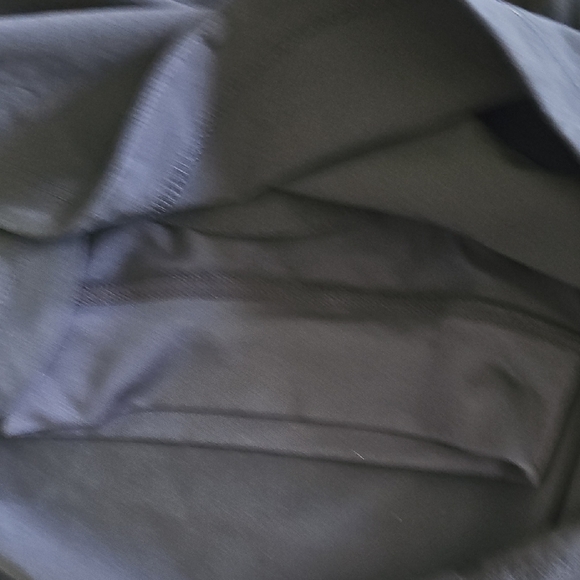 Black Athletic Shorts with Elastic Waistband - Picture 4 of 7